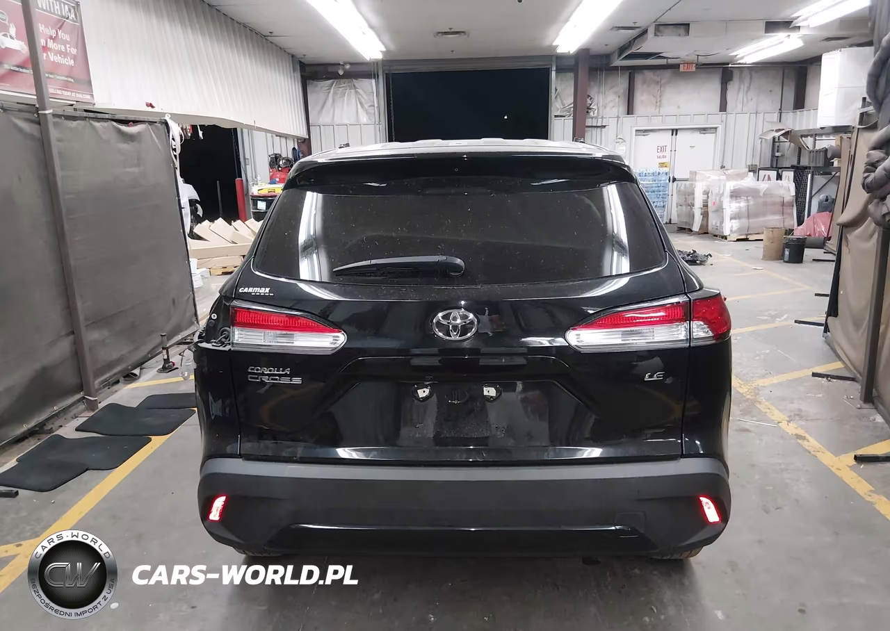 2023 Toyota Corolla Cross Le VIN:7MUCAAAGXPV057671 - 17