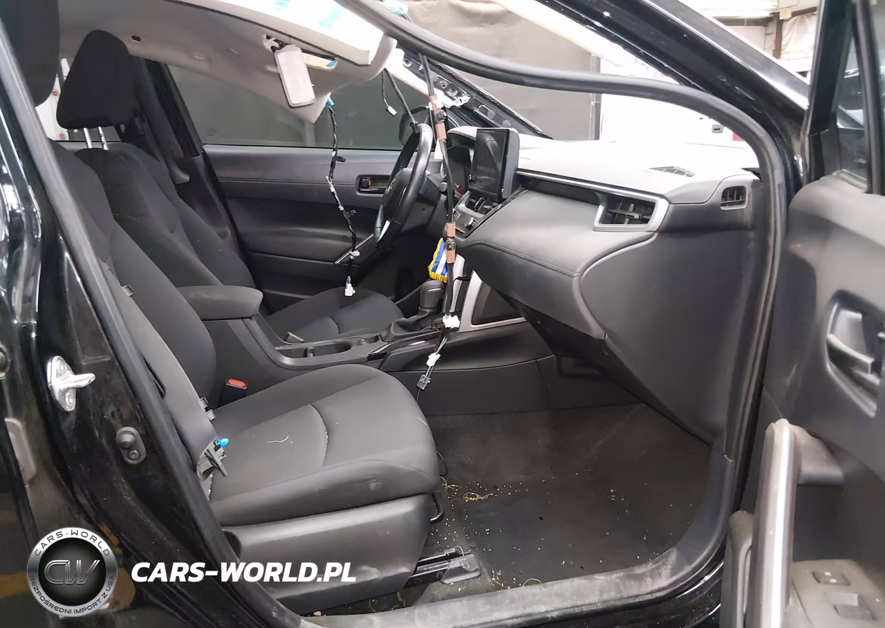 2023 Toyota Corolla Cross Le VIN:7MUCAAAGXPV057671 - 5