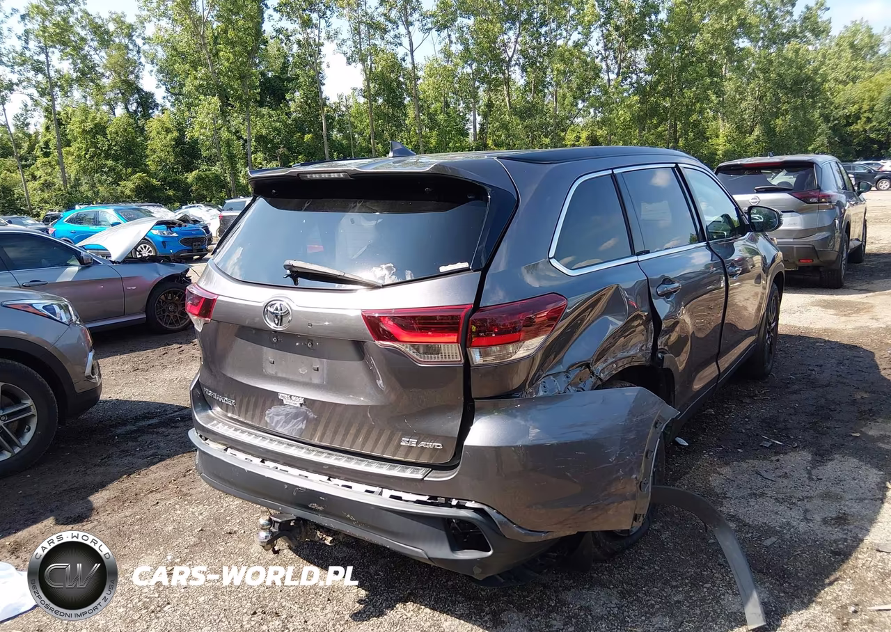 2019 Toyota Highlander Se VIN:5TDJZRFH2KS609361 - 4