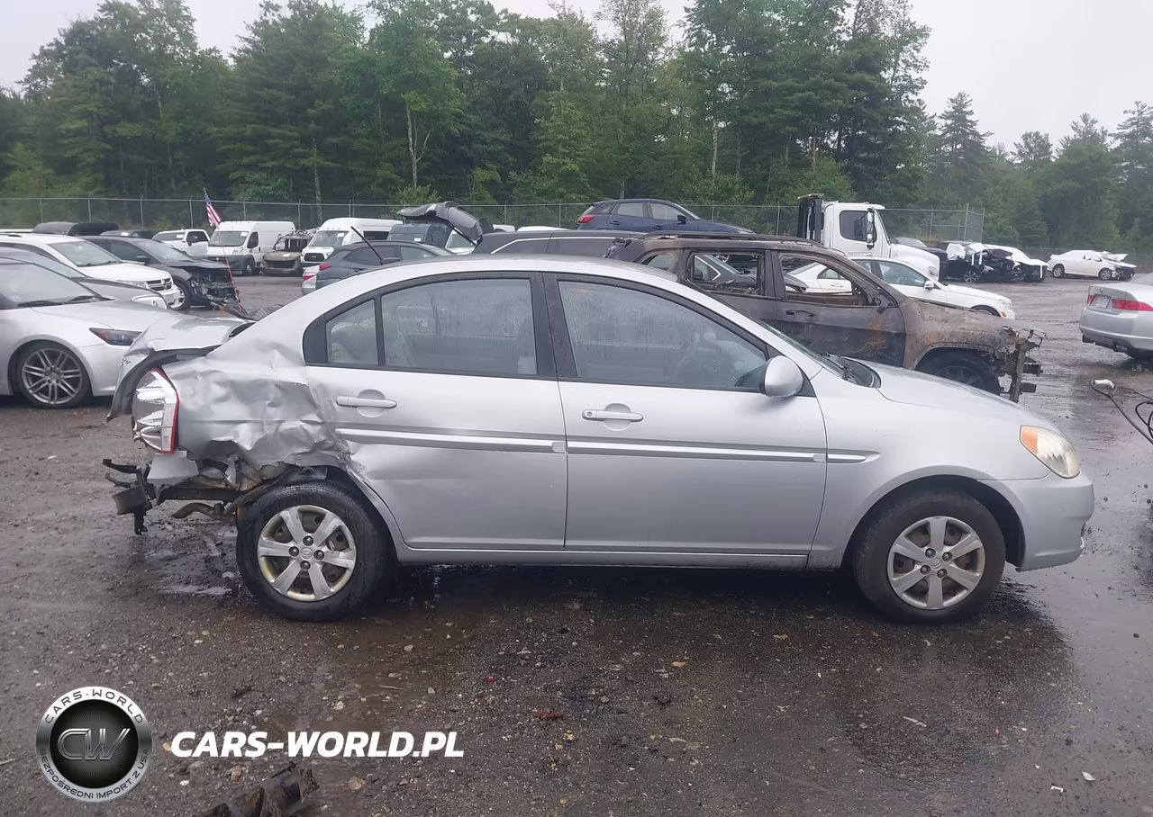 2009 Hyundai Accent Gls VIN:KMHCN46C09U316233 - 14