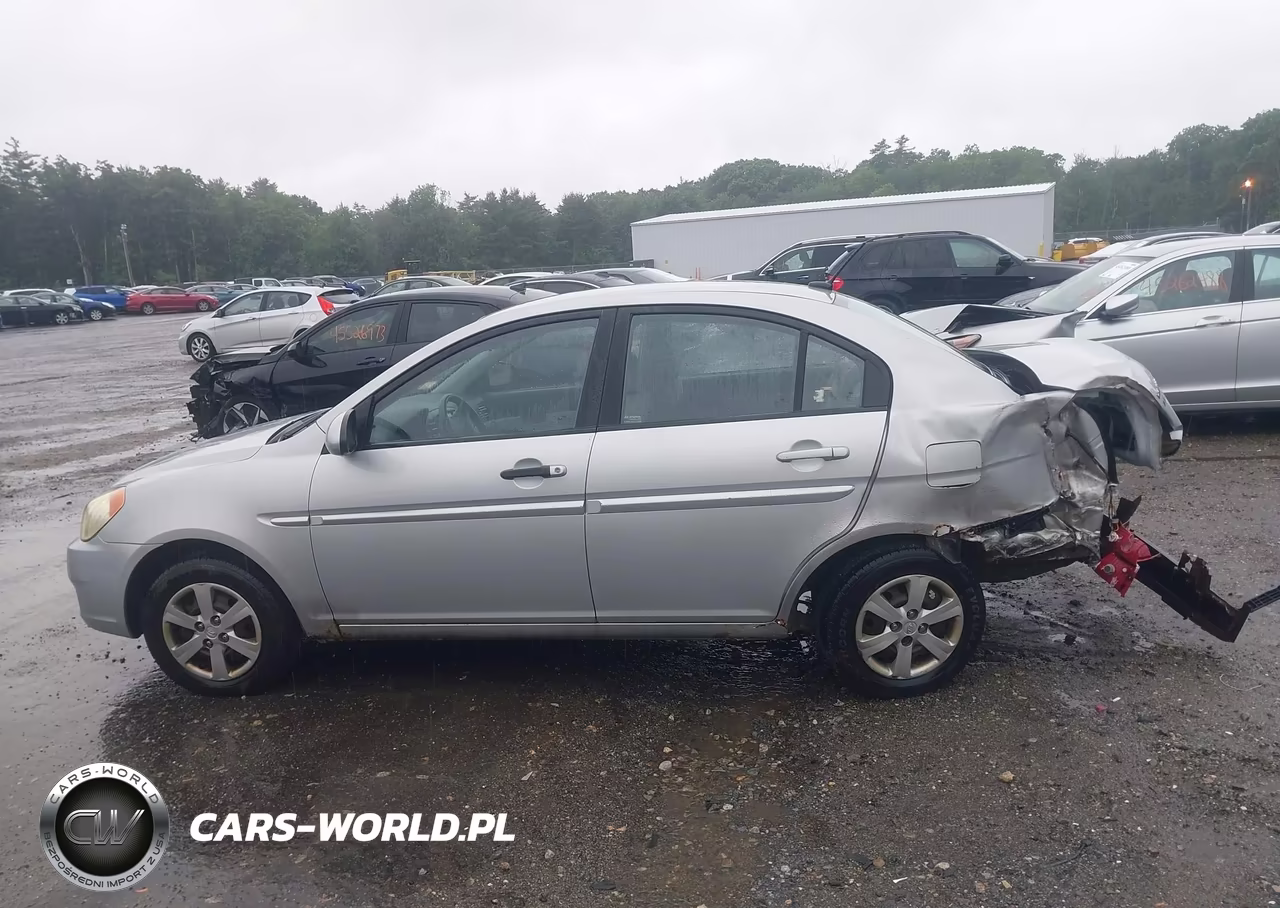 2009 Hyundai Accent Gls VIN:KMHCN46C09U316233 - 15