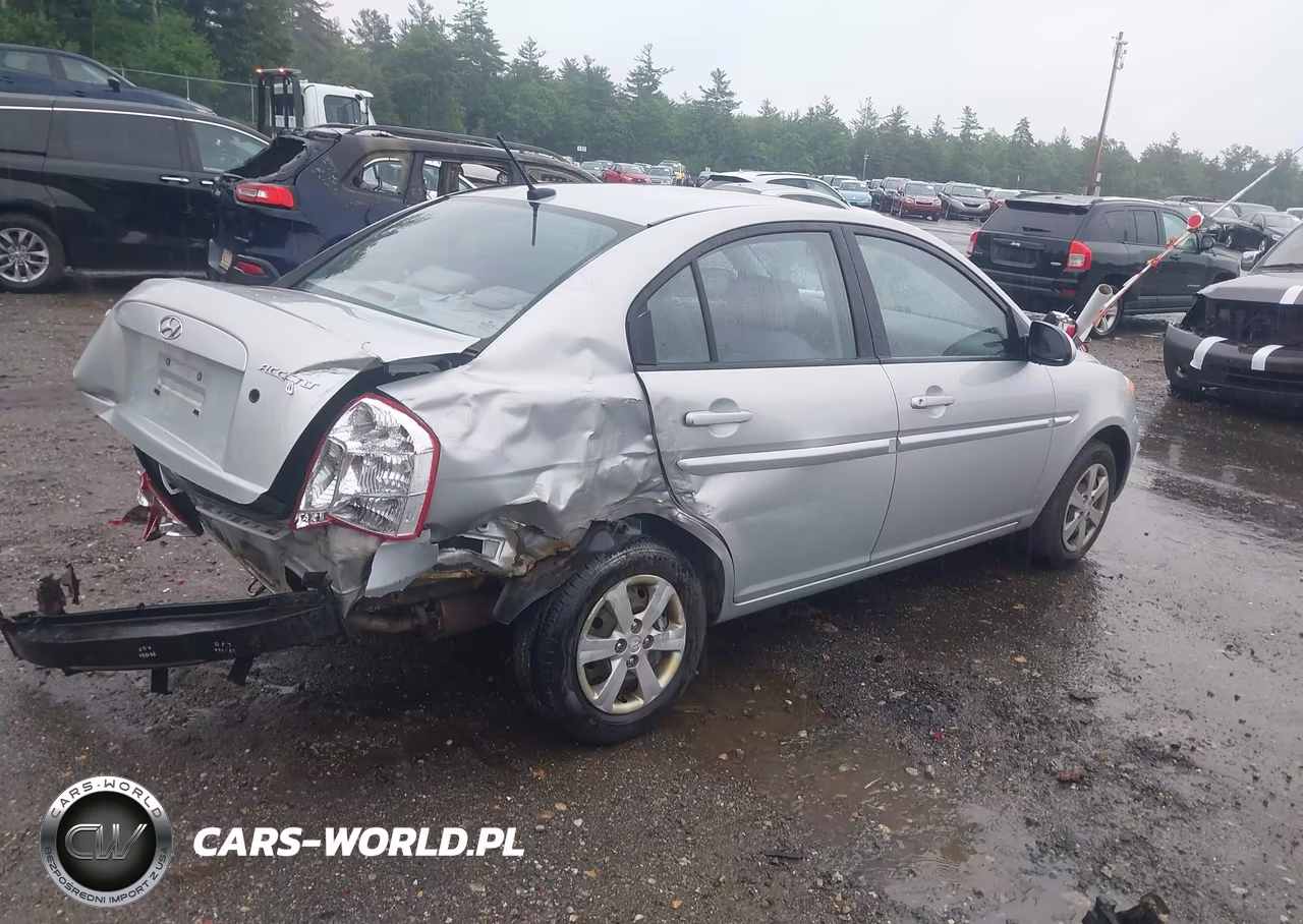 2009 Hyundai Accent Gls VIN:KMHCN46C09U316233 - 4