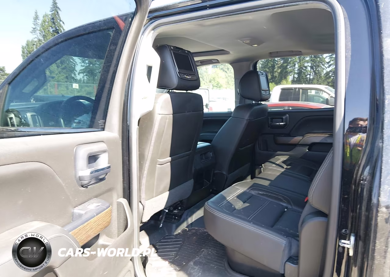 2018 GMC Sierra 2500Hd Denali VIN:1GT12UEY5JF227803 - 8
