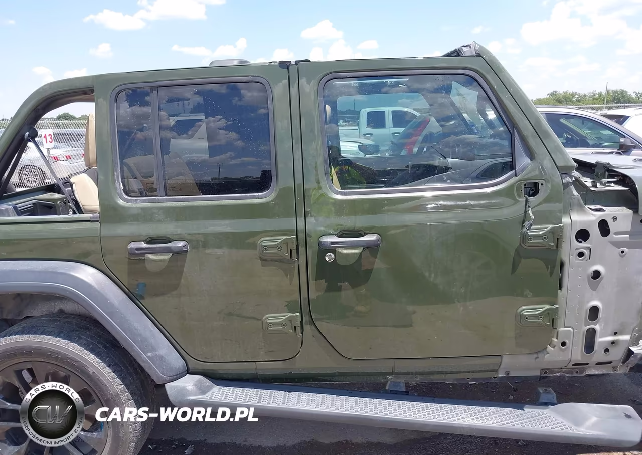 2020 Jeep Wrangler Unlimited Sport S 4X4 VIN:1C4HJXDNXLW278324 - 13