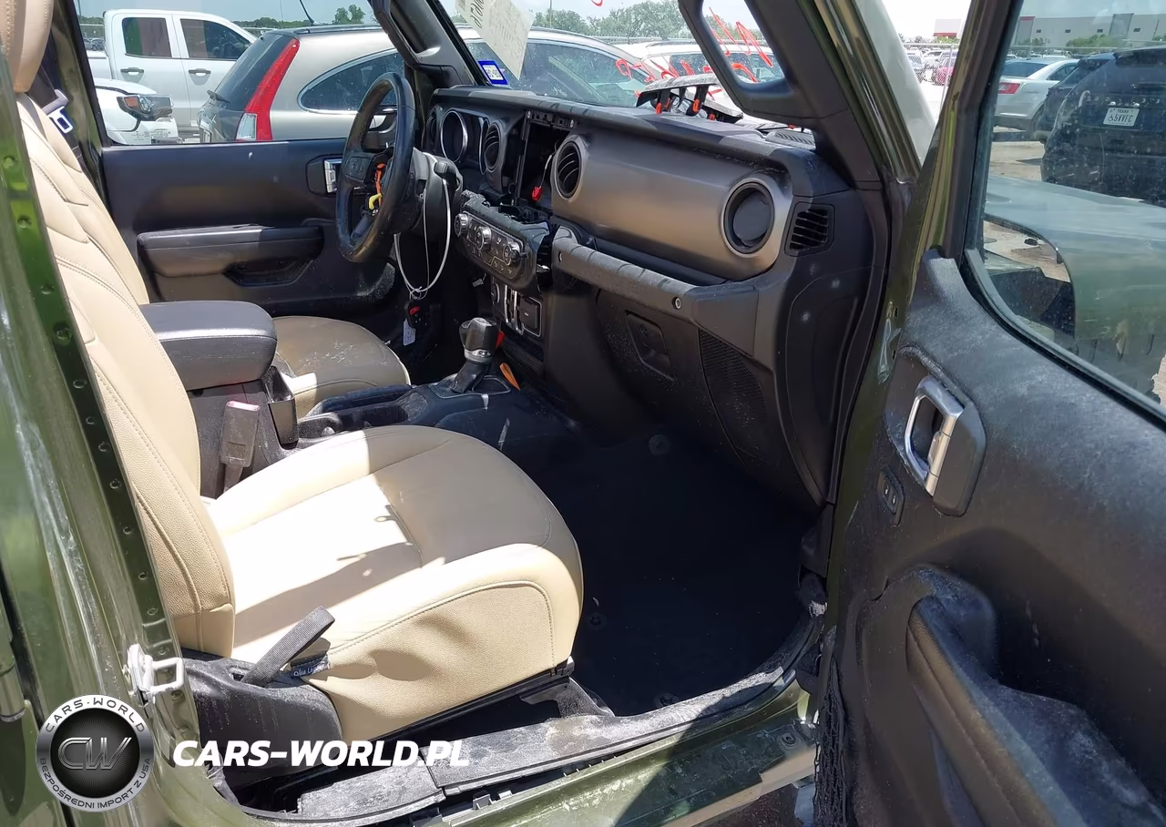 2020 Jeep Wrangler Unlimited Sport S 4X4 VIN:1C4HJXDNXLW278324 - 5