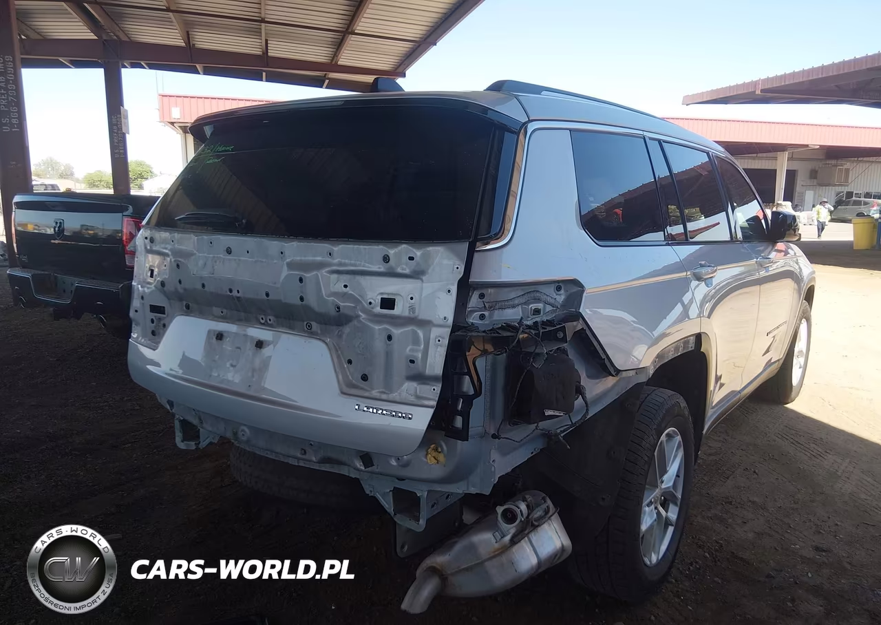 2023 Jeep Grand Cherokee L Laredo 4X2 VIN:1C4RJJAG1P8901895 - 4