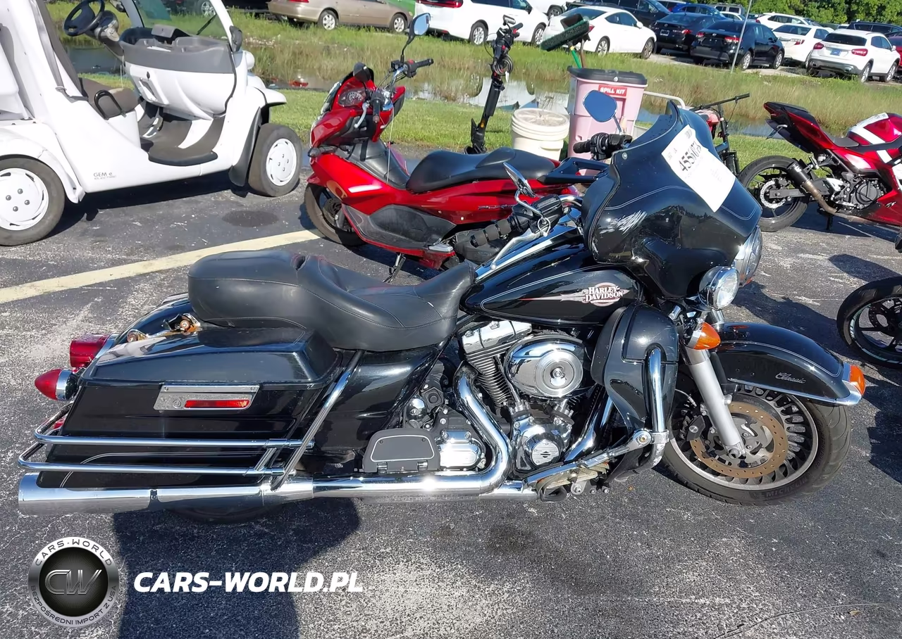 2012 Harley-Davidson Flhtc Electra Glide Classic VIN:1HD1FFM11CB649774 - 12
