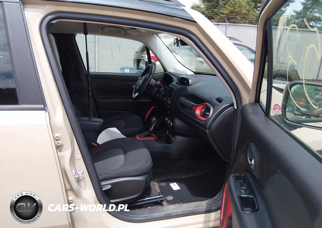 2016 Jeep Renegade Trailhawk VIN:ZACCJBCT9GPC61045 - 5