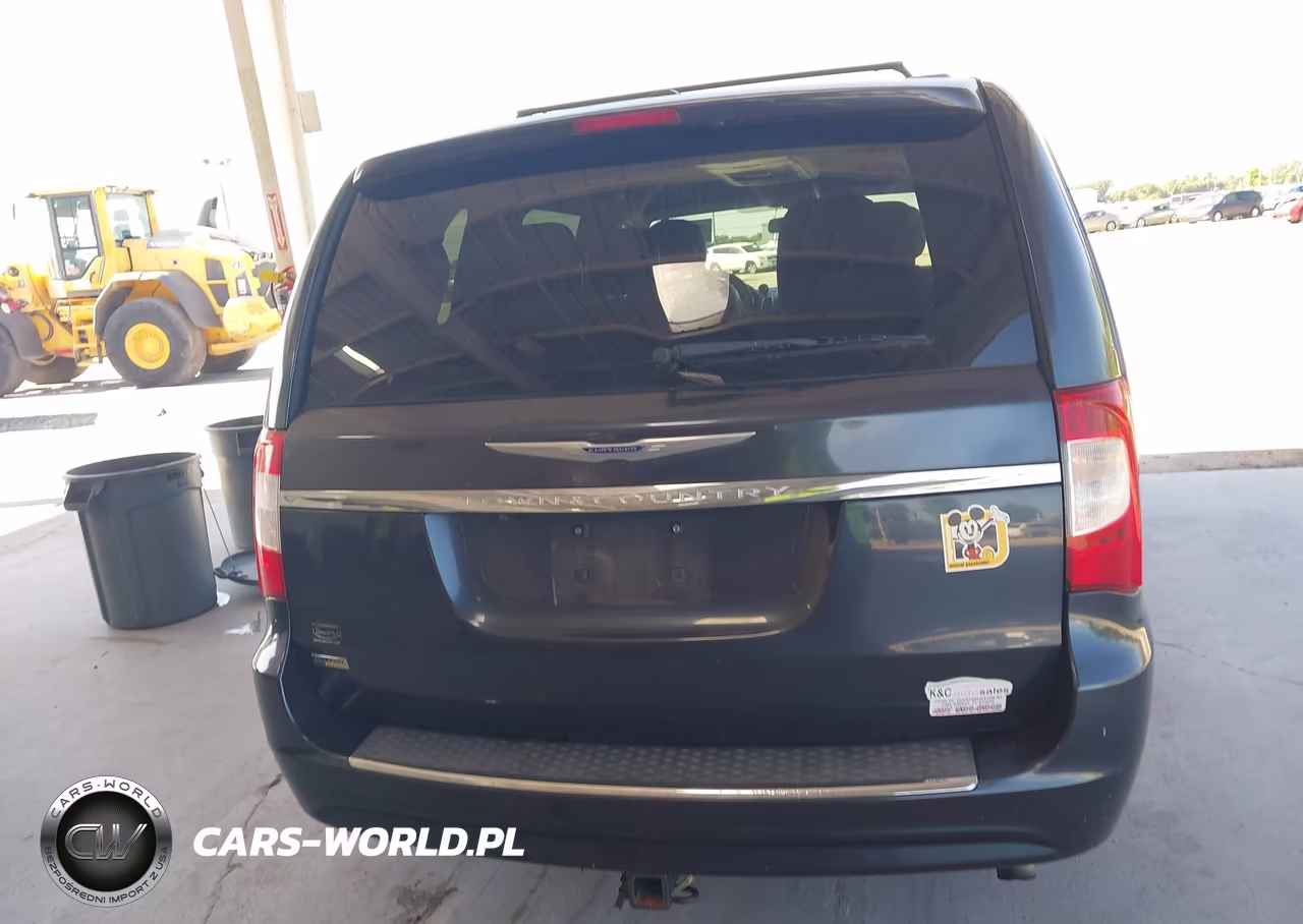 2014 Chrysler Town & Country Touring VIN:2C4RC1BG1ER363306 - 16
