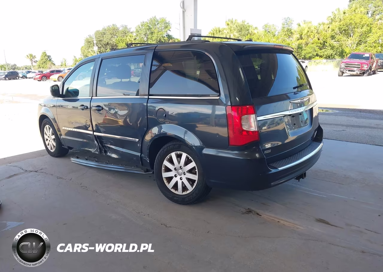 2014 Chrysler Town & Country Touring VIN:2C4RC1BG1ER363306 - 3