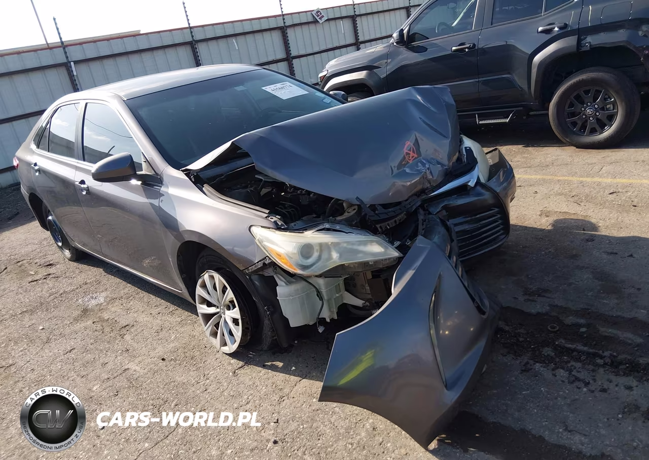 2016 Toyota Camry Le