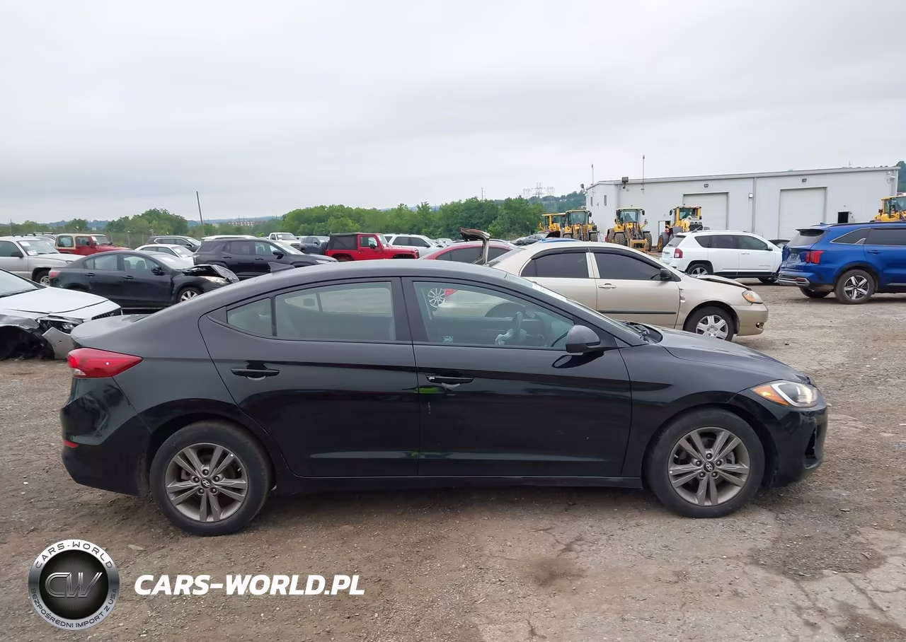 2018 Hyundai Elantra Sel VIN:5NPD84LF8JH270664 - 12