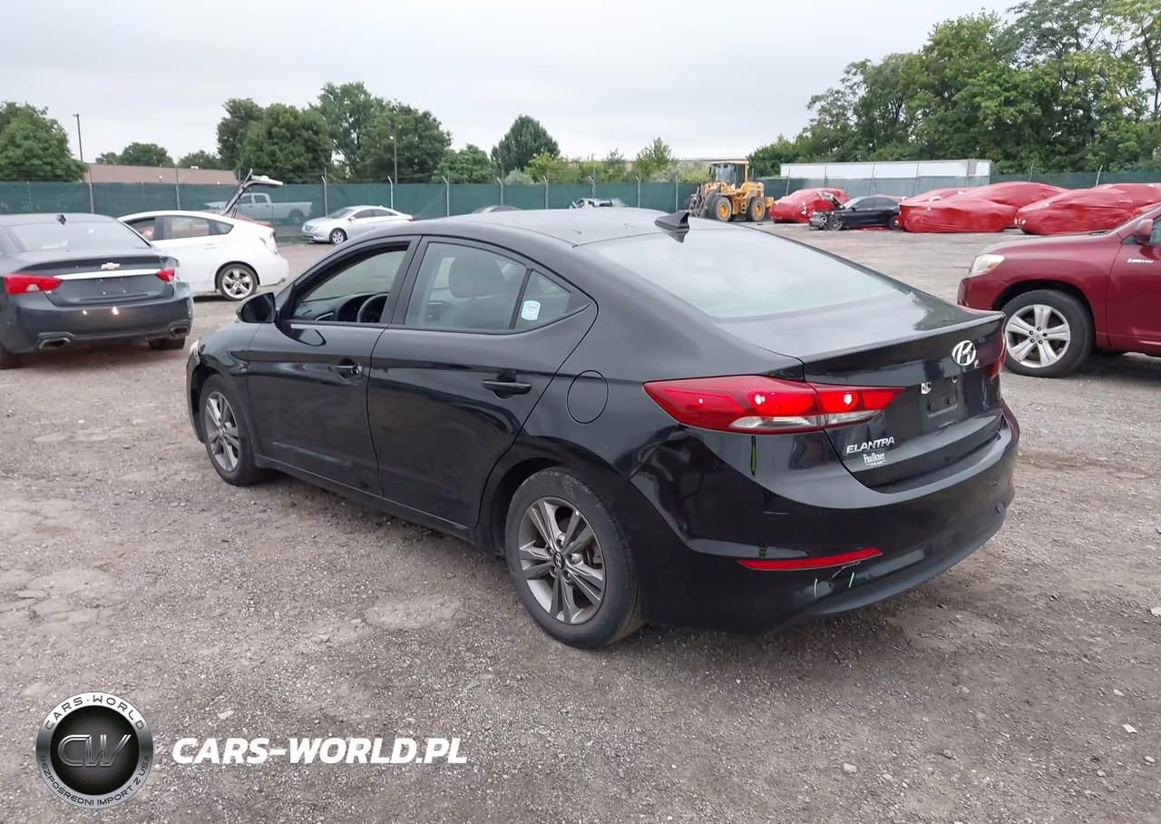 2018 Hyundai Elantra Sel VIN:5NPD84LF8JH270664 - 3