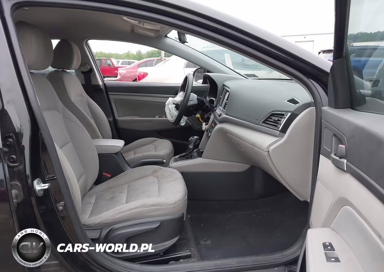 2018 Hyundai Elantra Sel VIN:5NPD84LF8JH270664 - 5