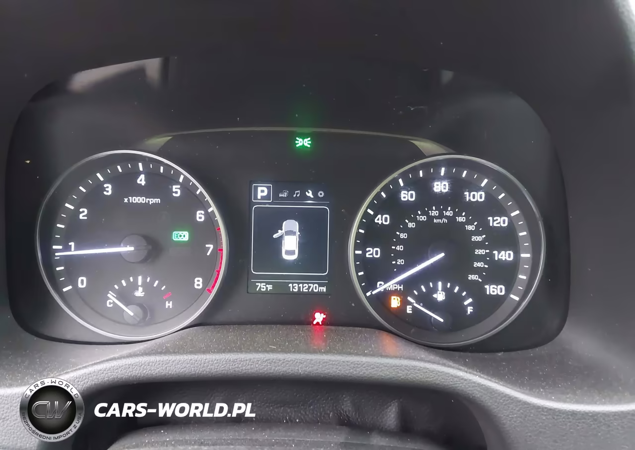 2018 Hyundai Elantra Sel VIN:5NPD84LF8JH270664 - 7