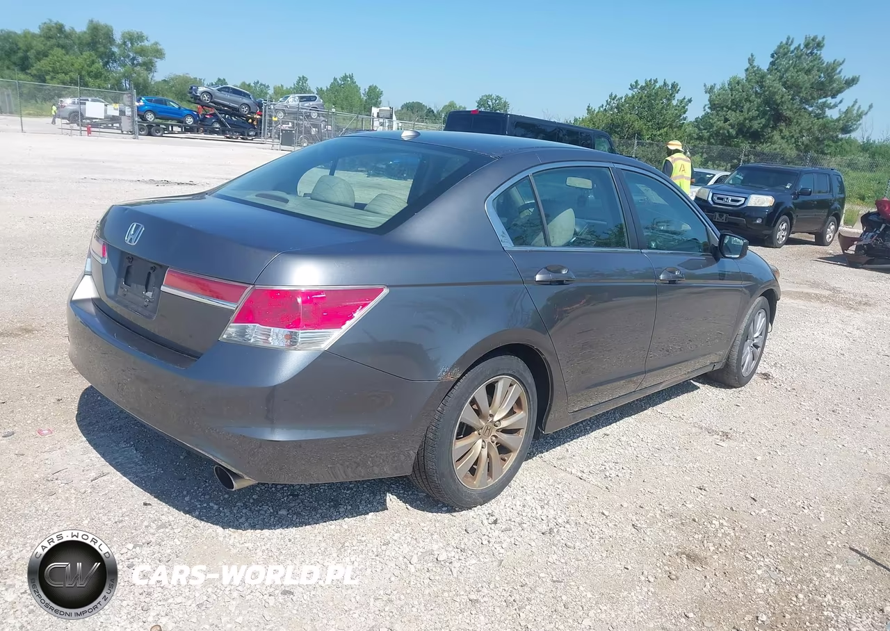 2011 Honda Accord 2.4 Ex-L VIN:1HGCP2F8XBA013418 - 4
