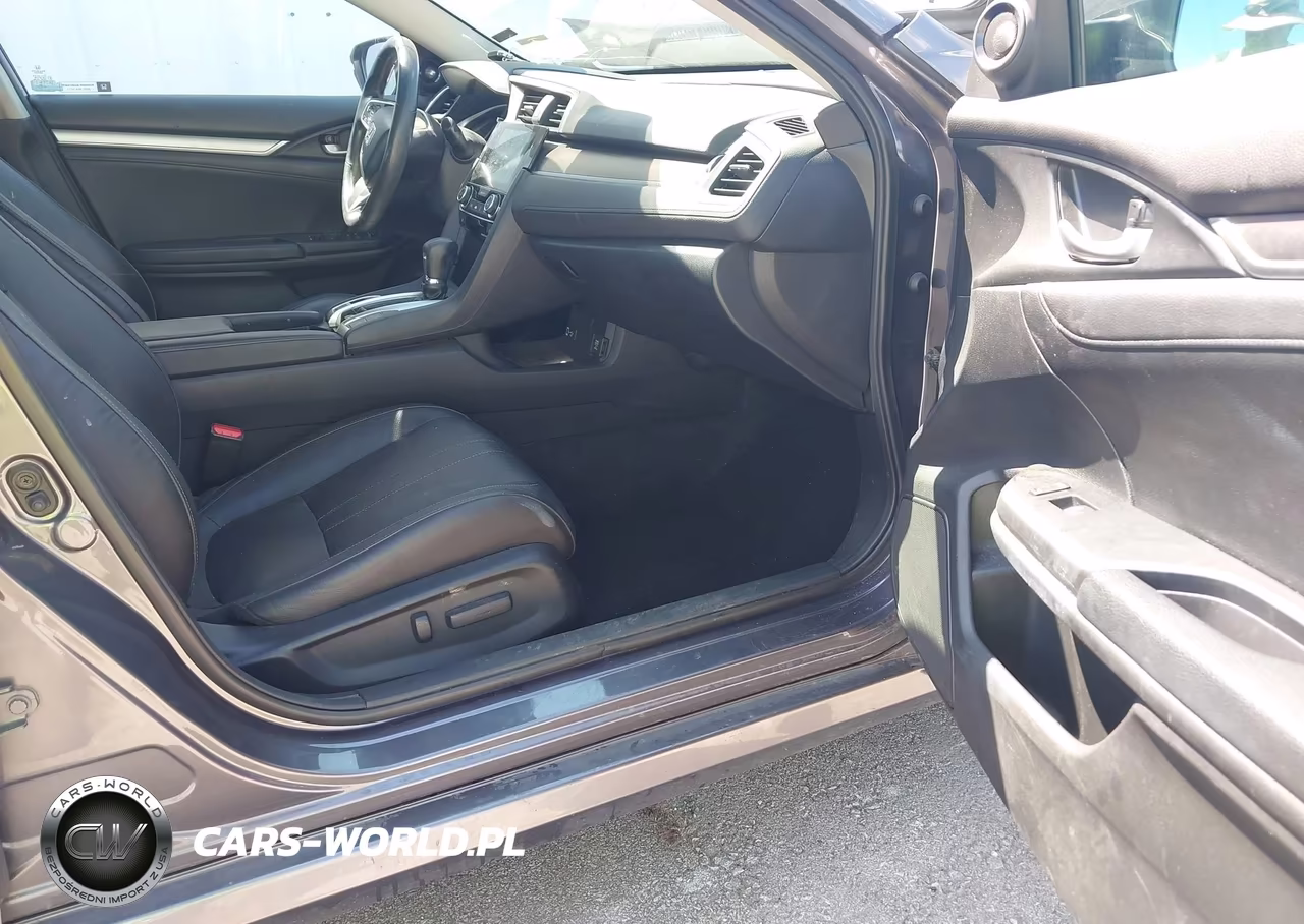 2016 Honda Civic Touring VIN:19XFC1F99GE039801 - 5