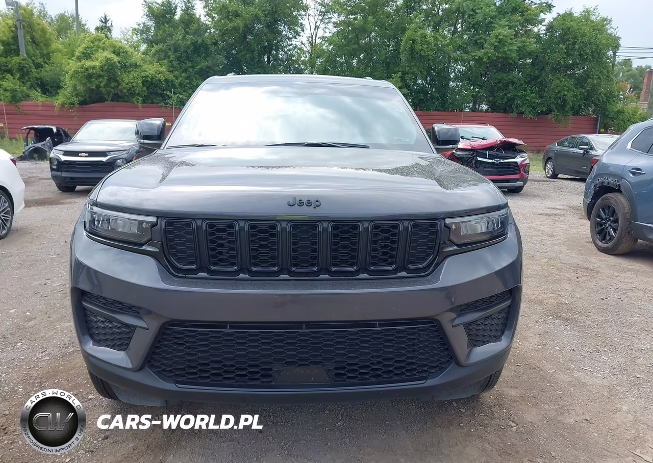 2024 Jeep Grand Cherokee Altitude X 4X4 VIN:1C4RJHAG5RC168811 - 12