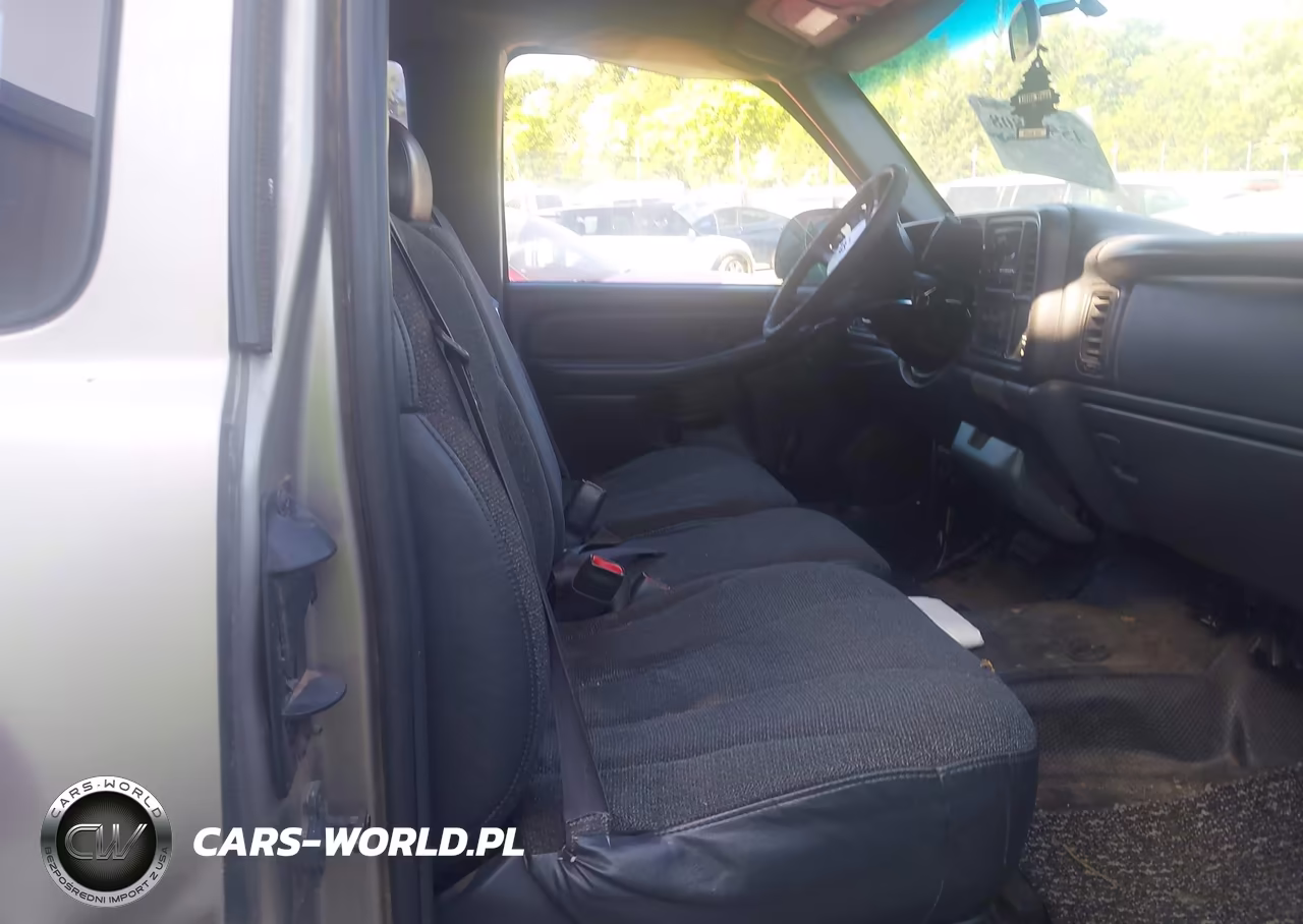 2000 Chevrolet Silverado 1500 VIN:2GCEC19W4Y1167570 - 5