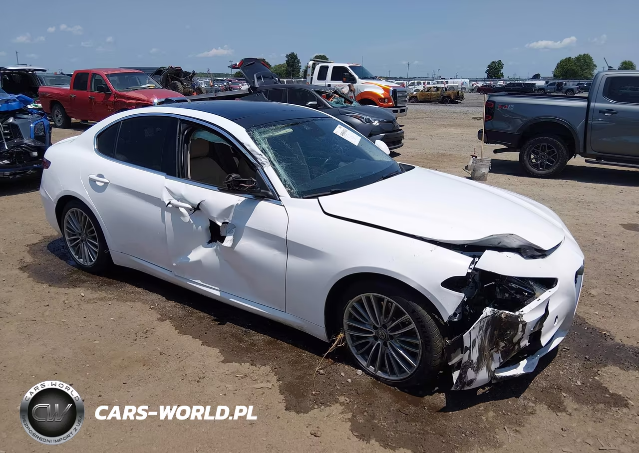 2017 Alfa Romeo Giulia Ti Rwd