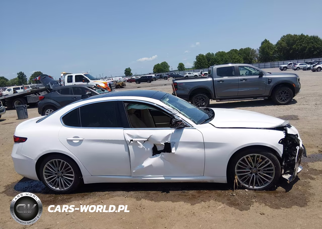 2017 Alfa Romeo Giulia Ti Rwd VIN:ZARFAECN0H7550089 - 13