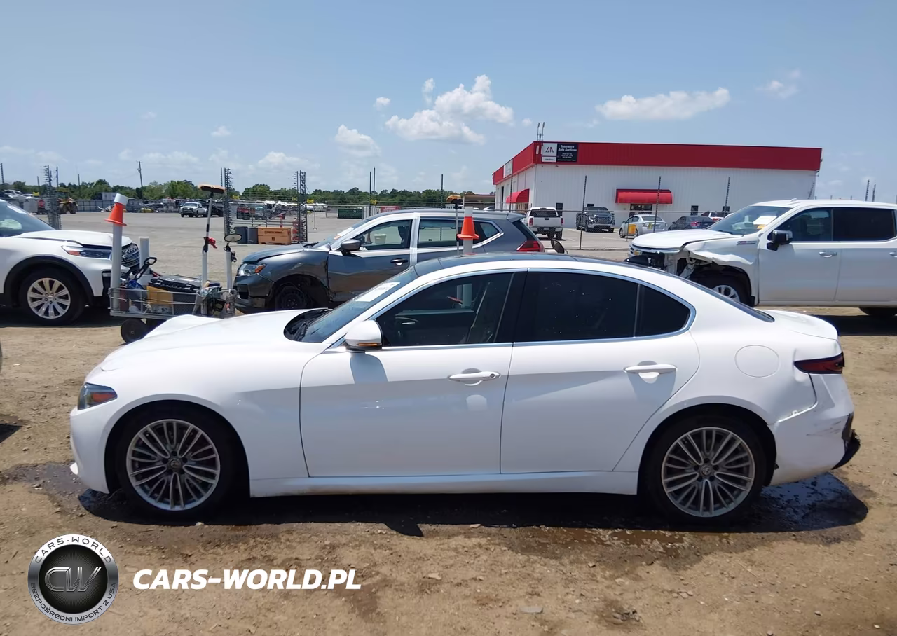 2017 Alfa Romeo Giulia Ti Rwd VIN:ZARFAECN0H7550089 - 14