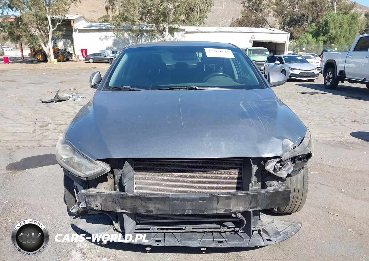 2018 Hyundai Elantra Value Edition VIN:KMHD84LF8JU532426 - 12