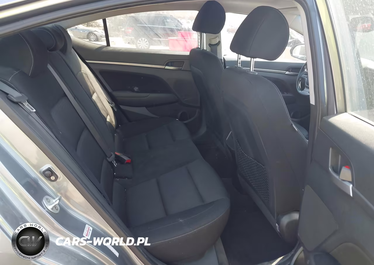 2018 Hyundai Elantra Value Edition VIN:KMHD84LF8JU532426 - 8