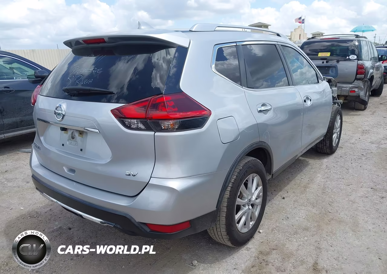 2018 Nissan Rogue Sv VIN:KNMAT2MT3JP570532 - 4