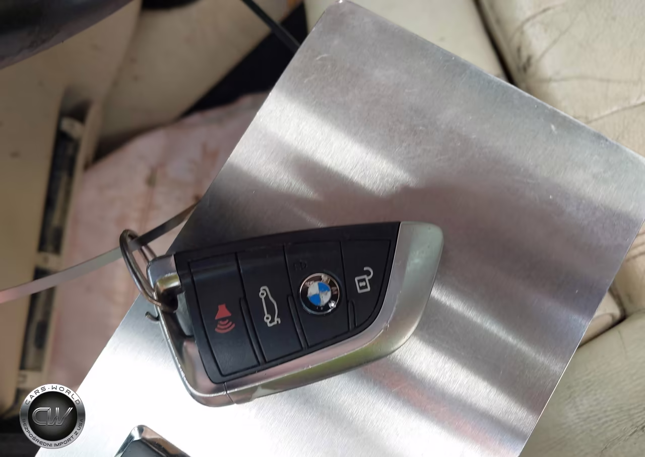 2016 BMW X5 xDrive35I VIN:5UXKR0C56G0P22961 - 11
