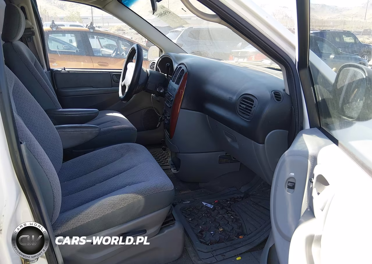 2007 Chrysler Town & Country Lx VIN:2A4GP44R47R213389 - 5