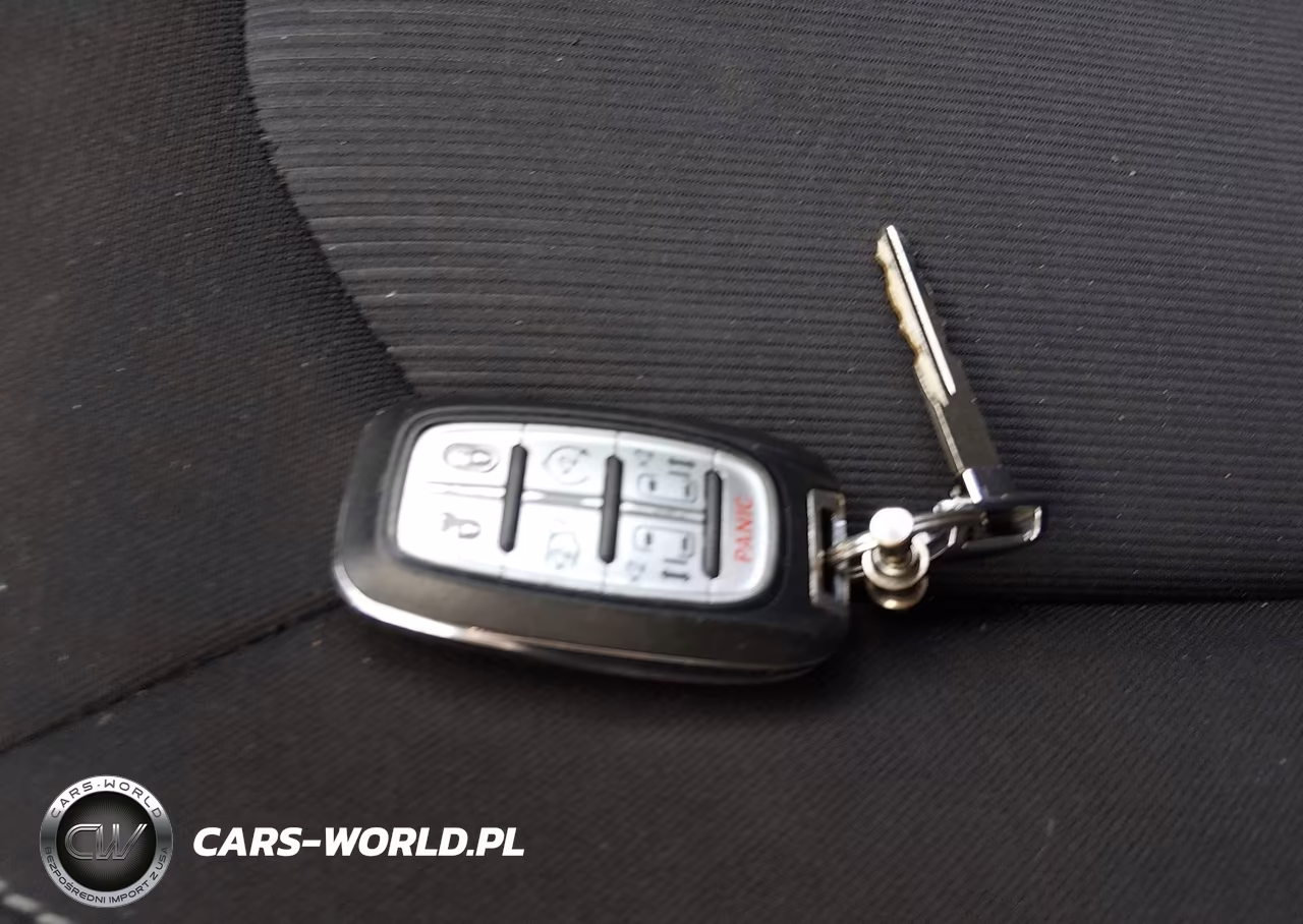 2022 Chrysler Voyager Lx VIN:2C4RC1CG3NR230318 - 11
