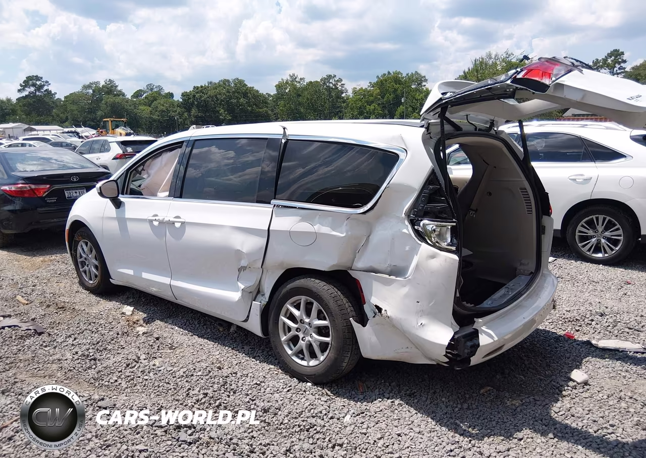 2022 Chrysler Voyager Lx VIN:2C4RC1CG3NR230318 - 3