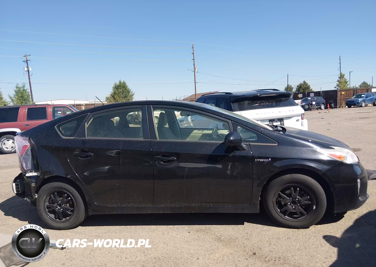 2015 Toyota Prius Three VIN:JTDKN3DU3F0435919 - 13