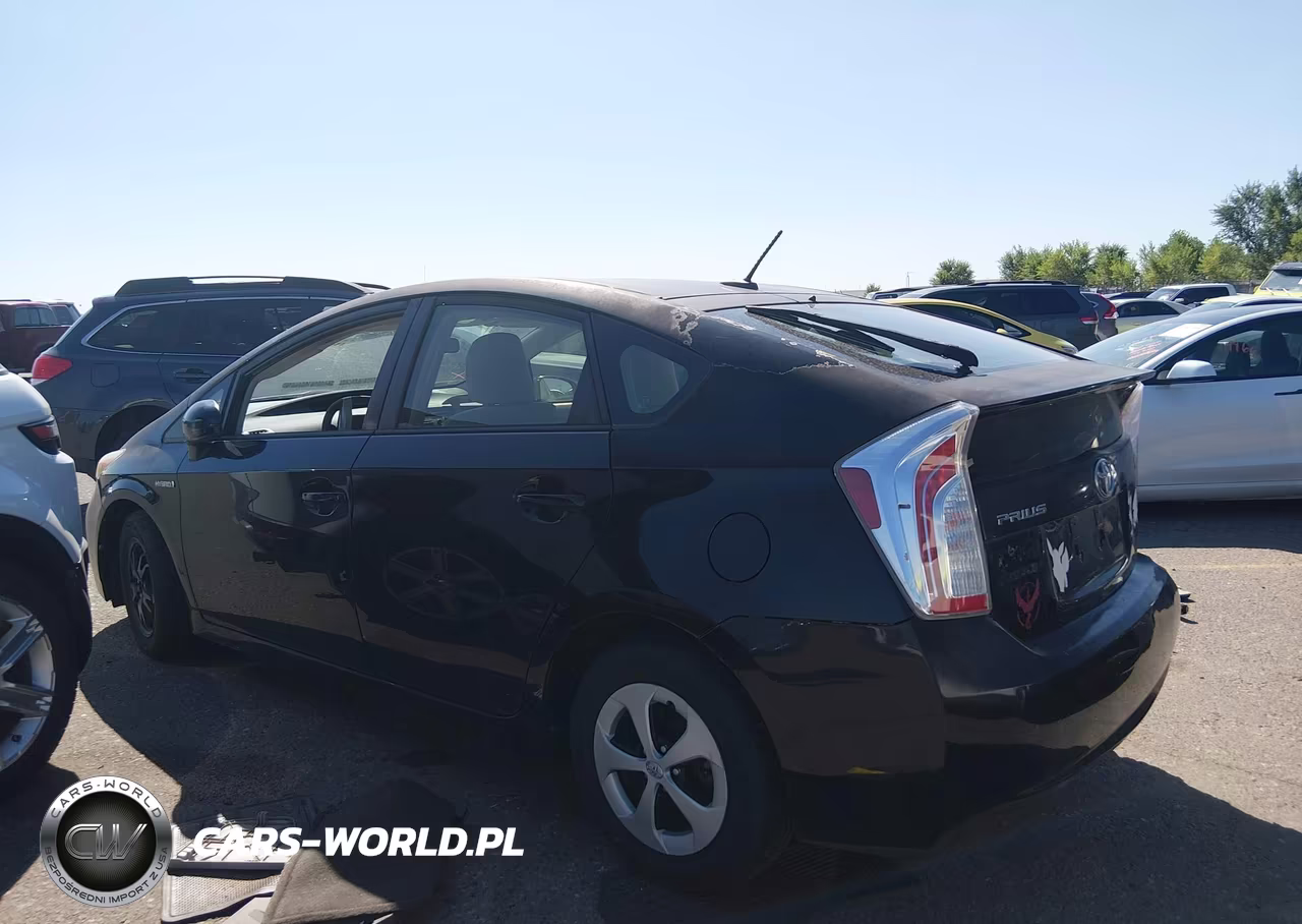 2015 Toyota Prius Three VIN:JTDKN3DU3F0435919 - 14