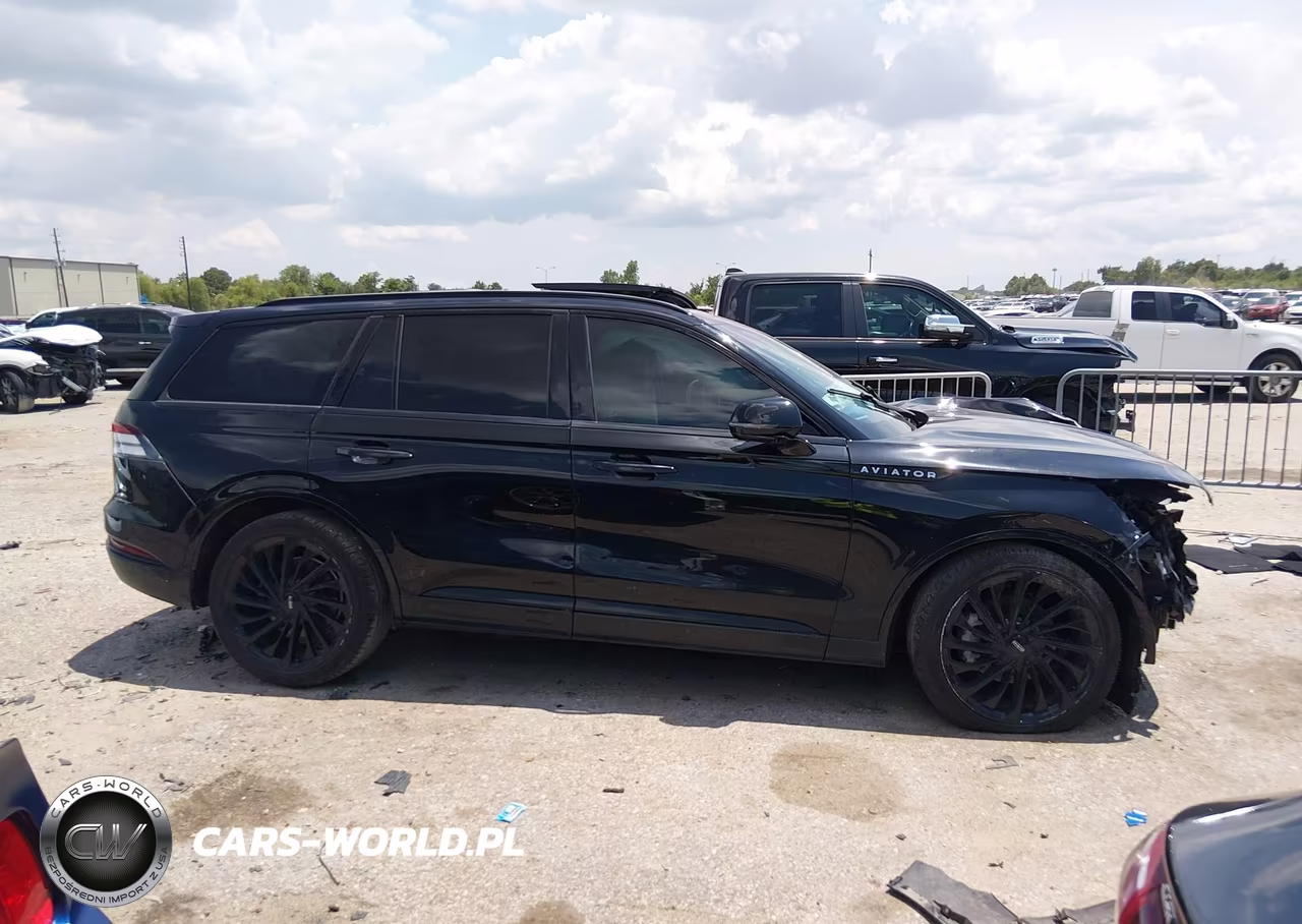 2023 Lincoln Aviator Reserve VIN:5LM5J7WC8PGL28015 - 14