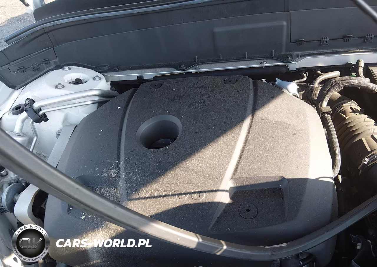 2018 Volvo Xc90 T6 Momentum VIN:YV4A22PKXJ1327743 - 10