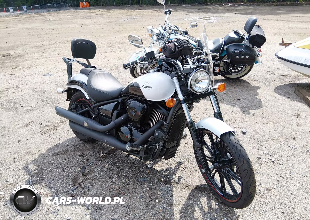 2016 Kawasaki Vn900 C – zdjęcie 1 z 13