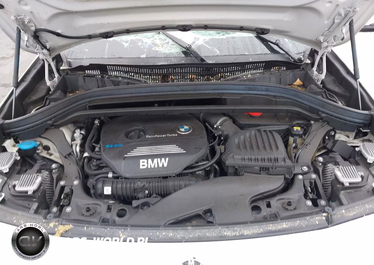 2018 BMW X2 xDrive28I VIN:WBXYJ5C39JEF79308 - 10