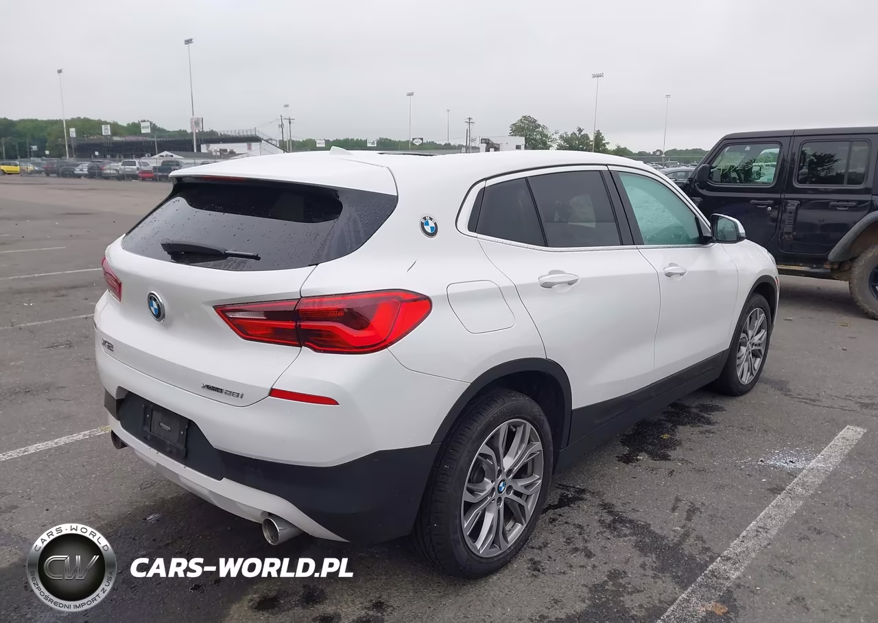 2018 BMW X2 xDrive28I VIN:WBXYJ5C39JEF79308 - 4