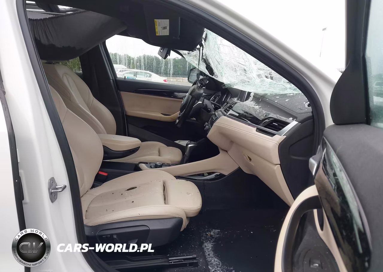 2018 BMW X2 xDrive28I VIN:WBXYJ5C39JEF79308 - 5
