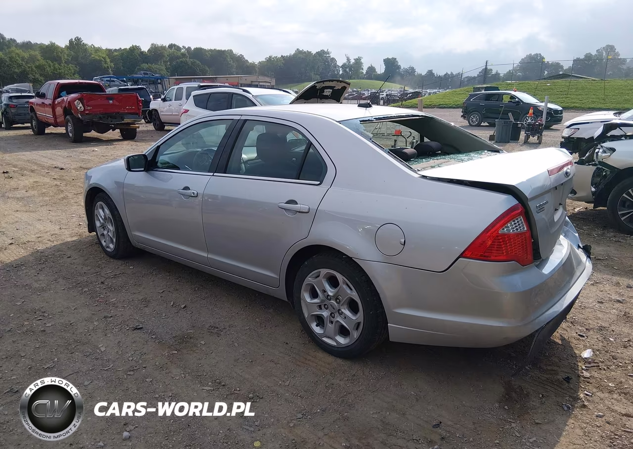 2010 Ford Fusion Se VIN:3FAHP0HA8AR341827 - 3