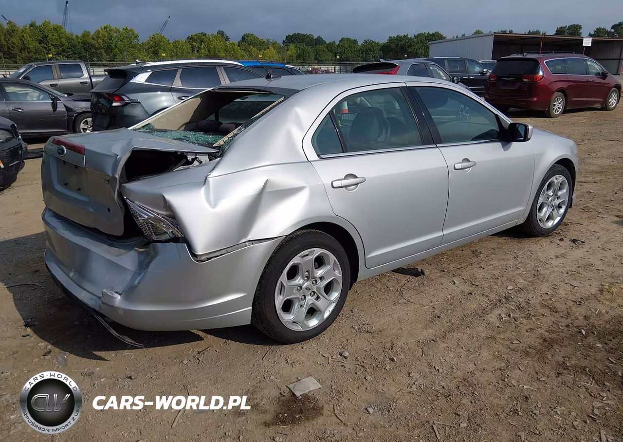 2010 Ford Fusion Se VIN:3FAHP0HA8AR341827 - 4