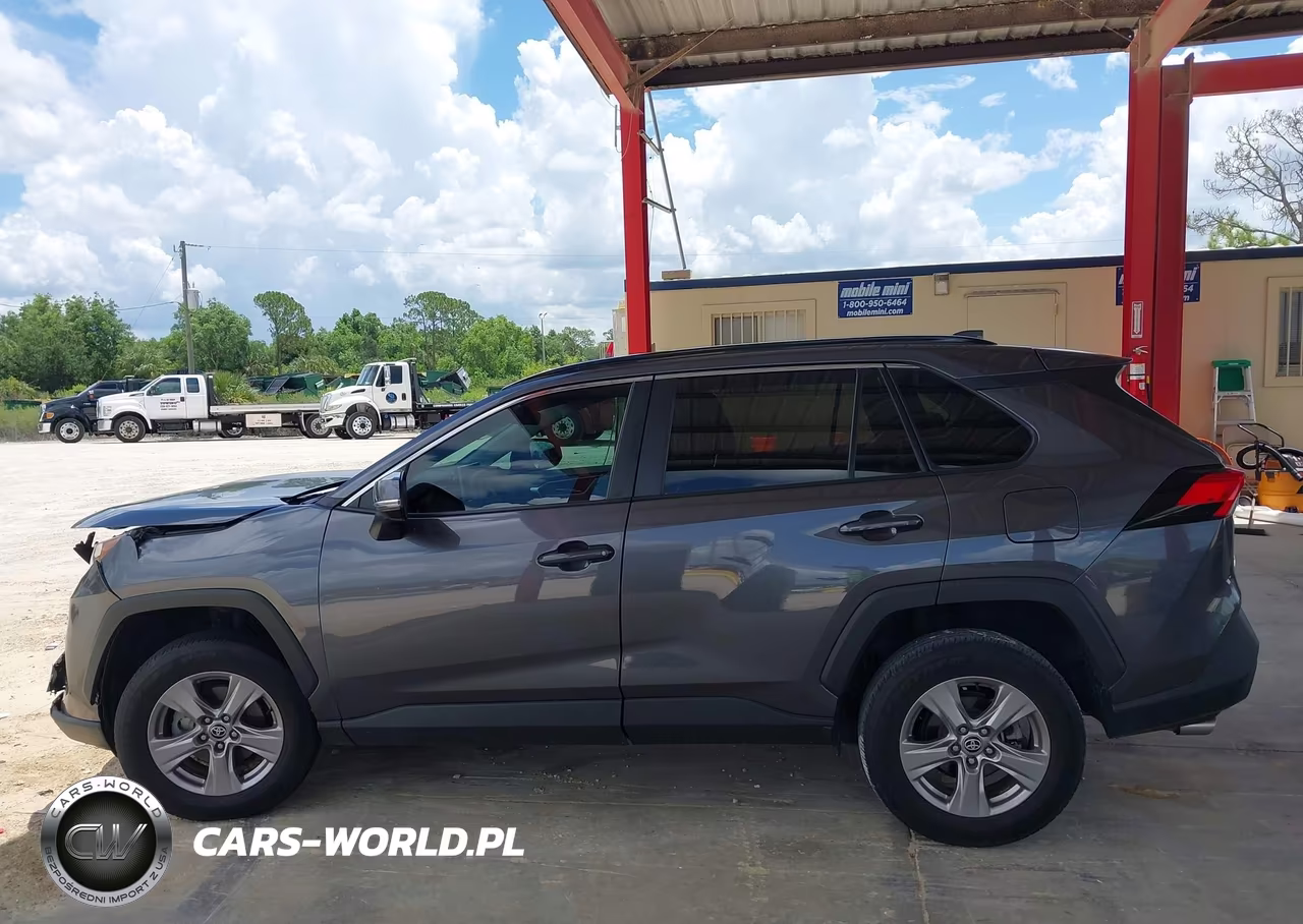 2023 Toyota Rav4 Xle VIN:2T3W1RFV6PC232737 - 14