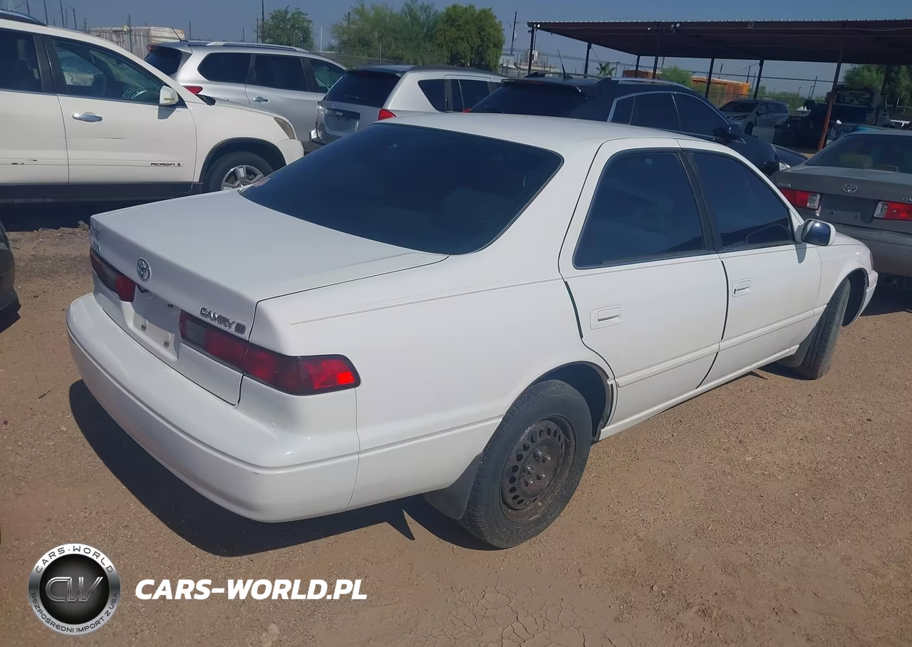 1999 Toyota Camry Le VIN:JT2BG28K4X0288906 - 4