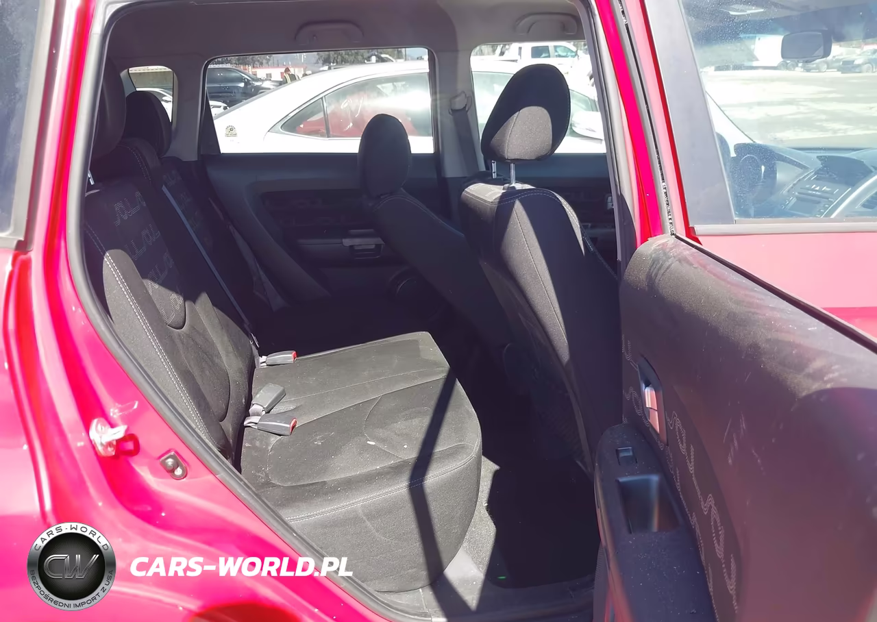 2012 Kia Soul + VIN:KNDJT2A62C7438265 - 8