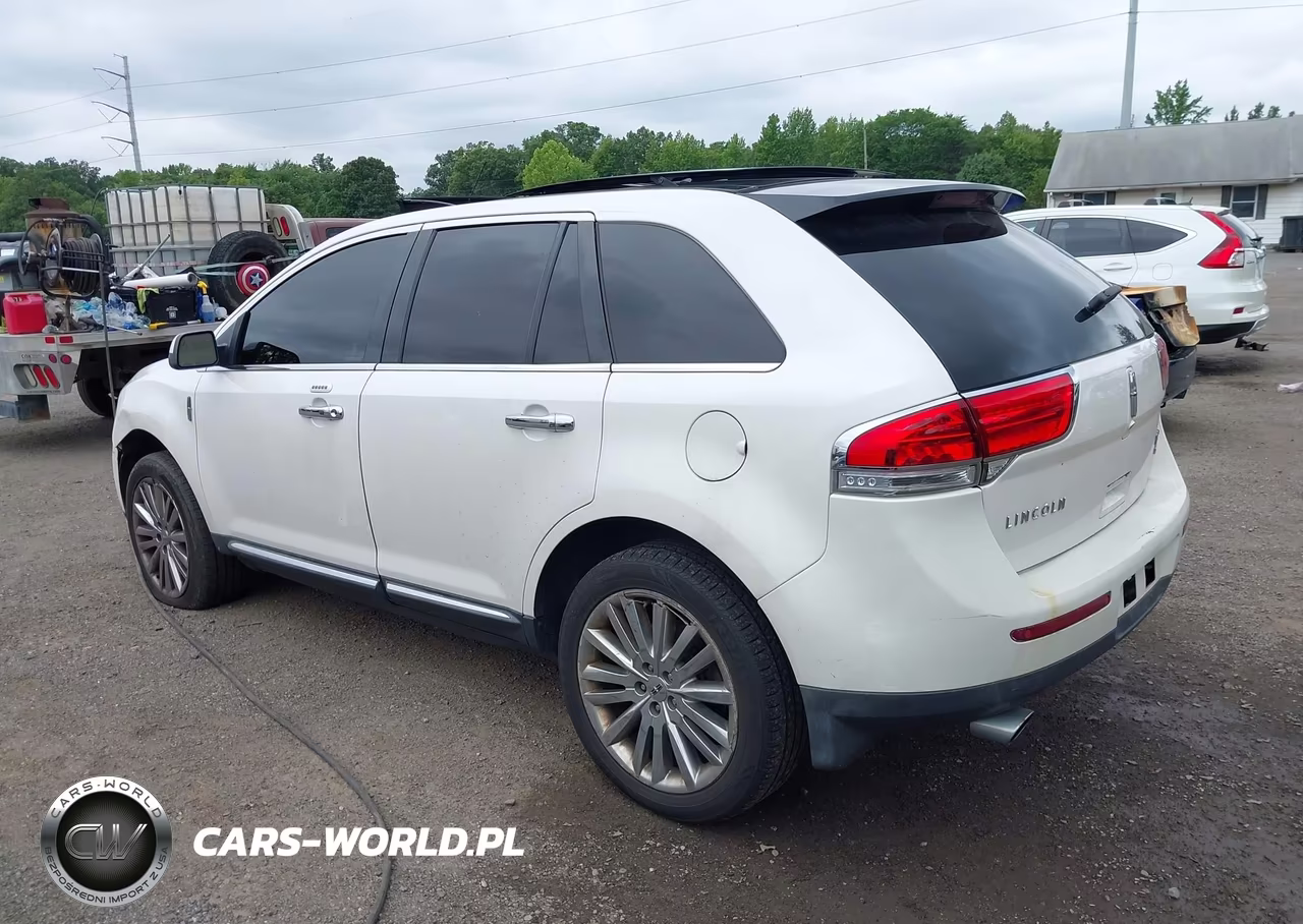 2011 Lincoln Mkx VIN:2LMDJ8JK8BBJ27223 - 3