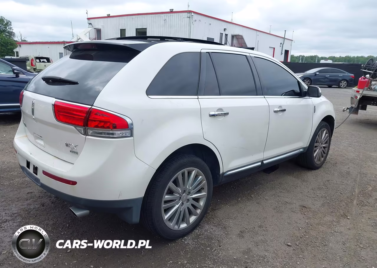 2011 Lincoln Mkx VIN:2LMDJ8JK8BBJ27223 - 4