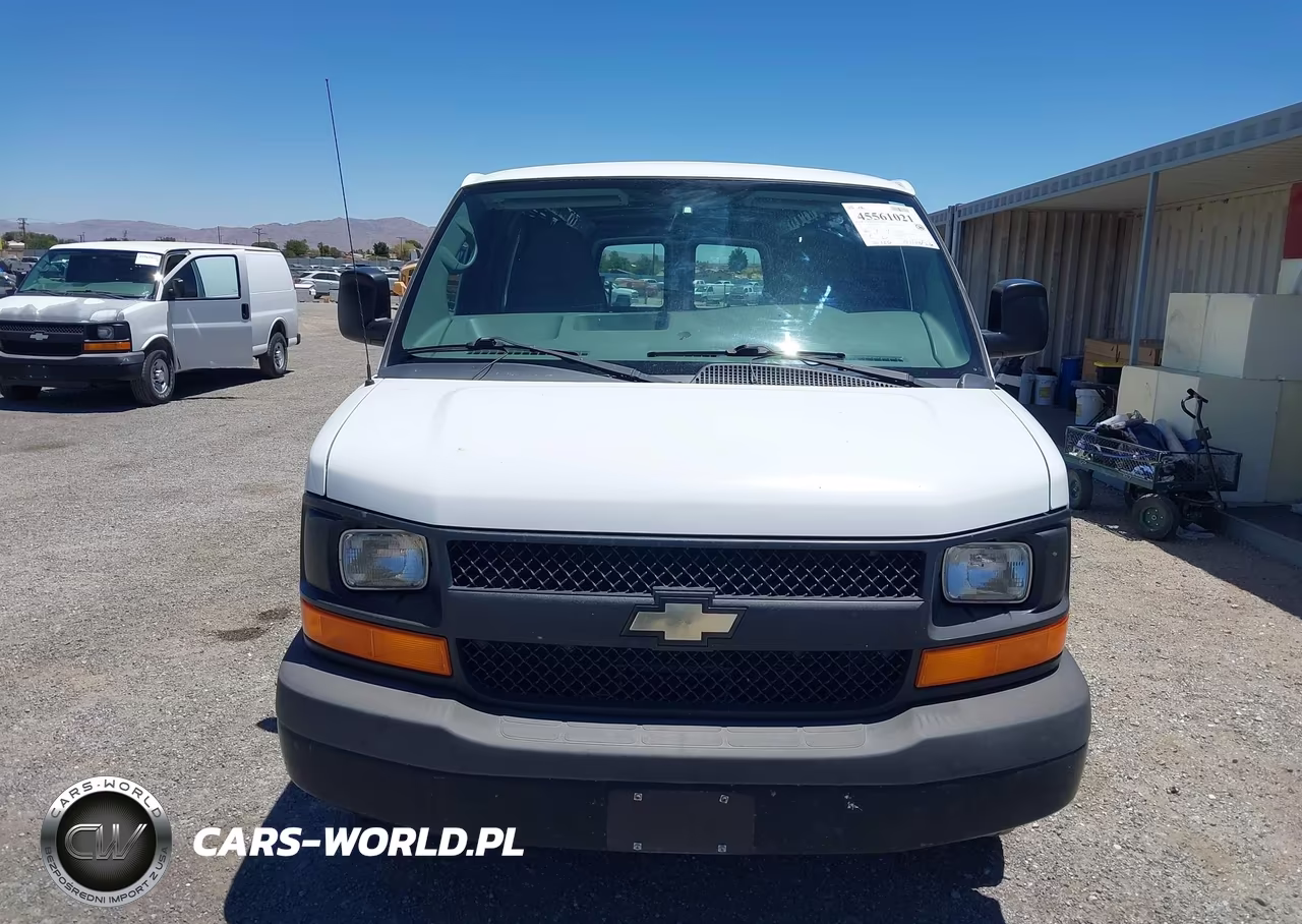 2010 Chevrolet Express 3500 Work Van VIN:1GC2GUBA1A1147330 - 12