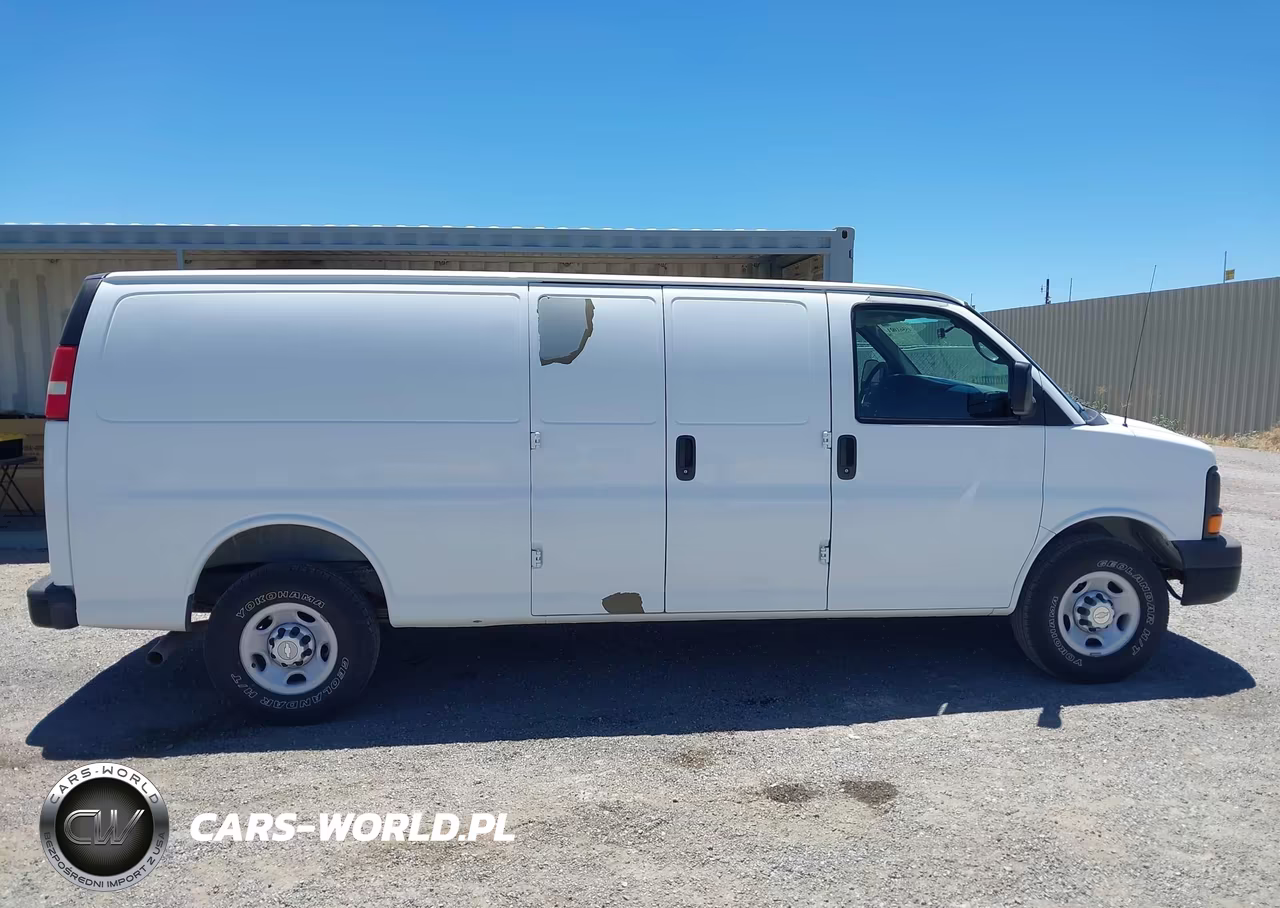 2010 Chevrolet Express 3500 Work Van VIN:1GC2GUBA1A1147330 - 13